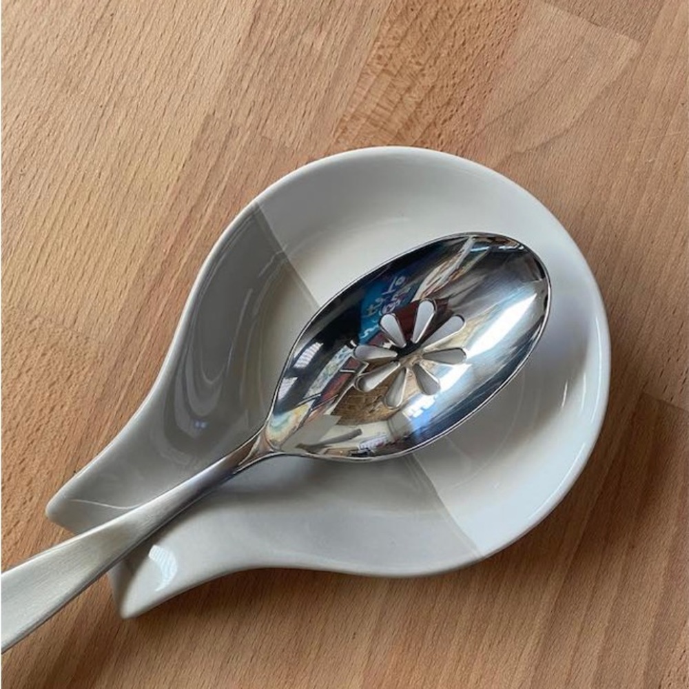 Unique ceramic spoon rest